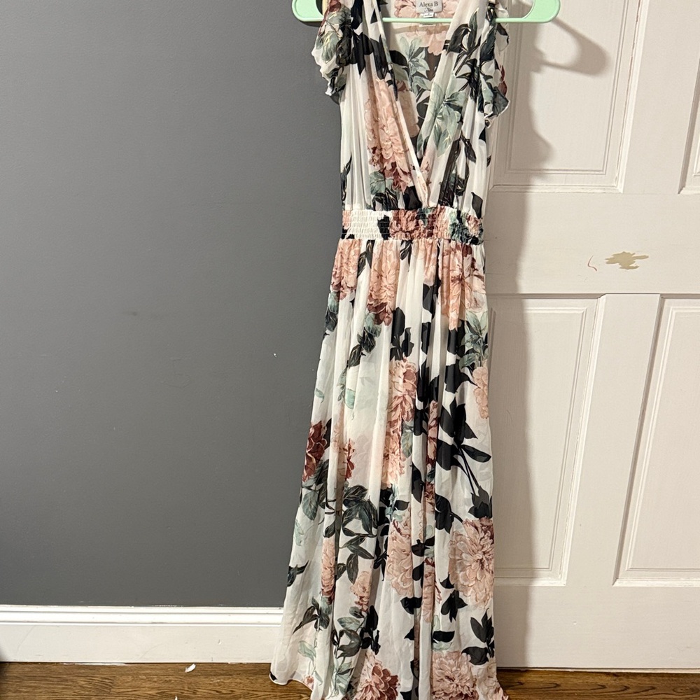 Floral V-Neck Maxi Dress in Blush & Sage